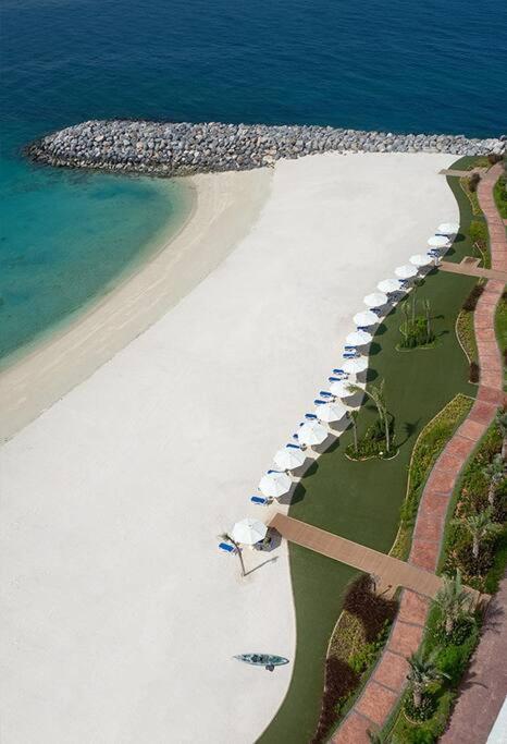 Ocean Whisper Ultra Luxe 1 Bedroom Apartment With A Private Beach - Al Marjan Island Рас-эль-Хайма Экстерьер фото